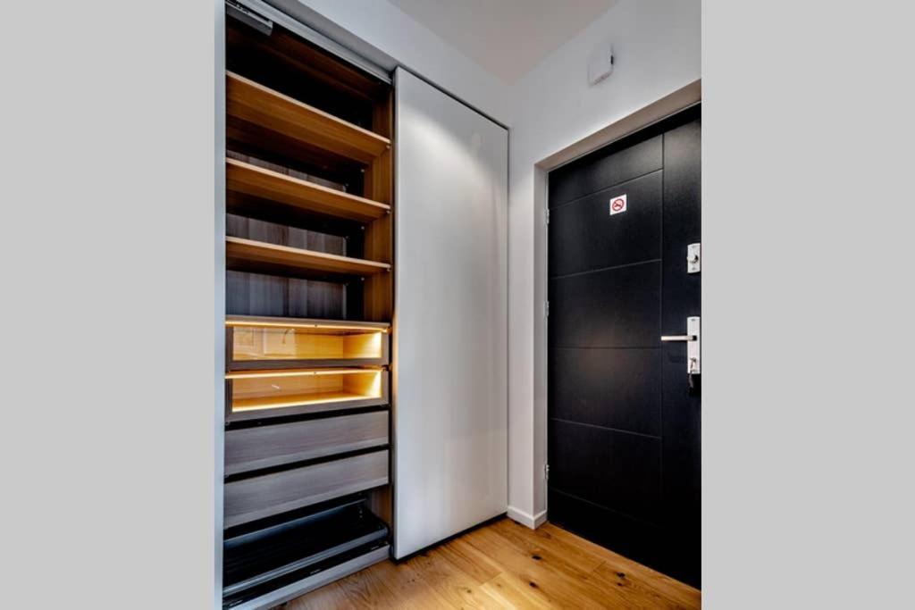 Apartment Koszykowa - W Centrum Warszawy! Warschau