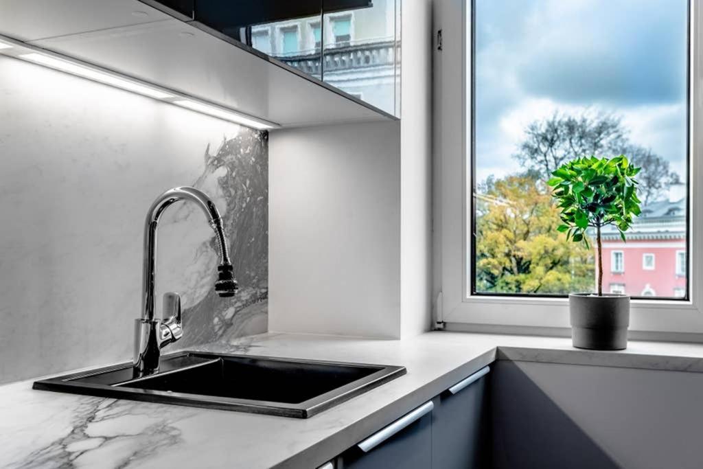 Apartment Koszykowa - W Centrum Warszawy! Warschau